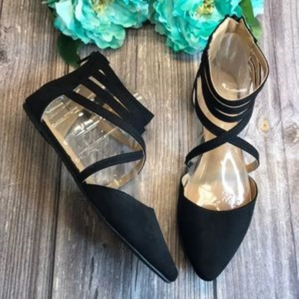 JOURNEE Marlee Black Faux Suede Flat 8.5M