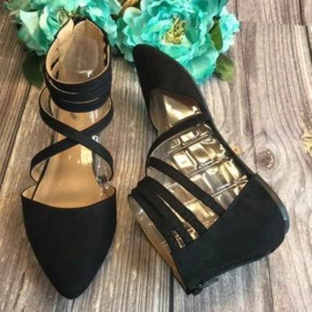 JOURNEE Marlee Black Faux Suede Flat 8.5M