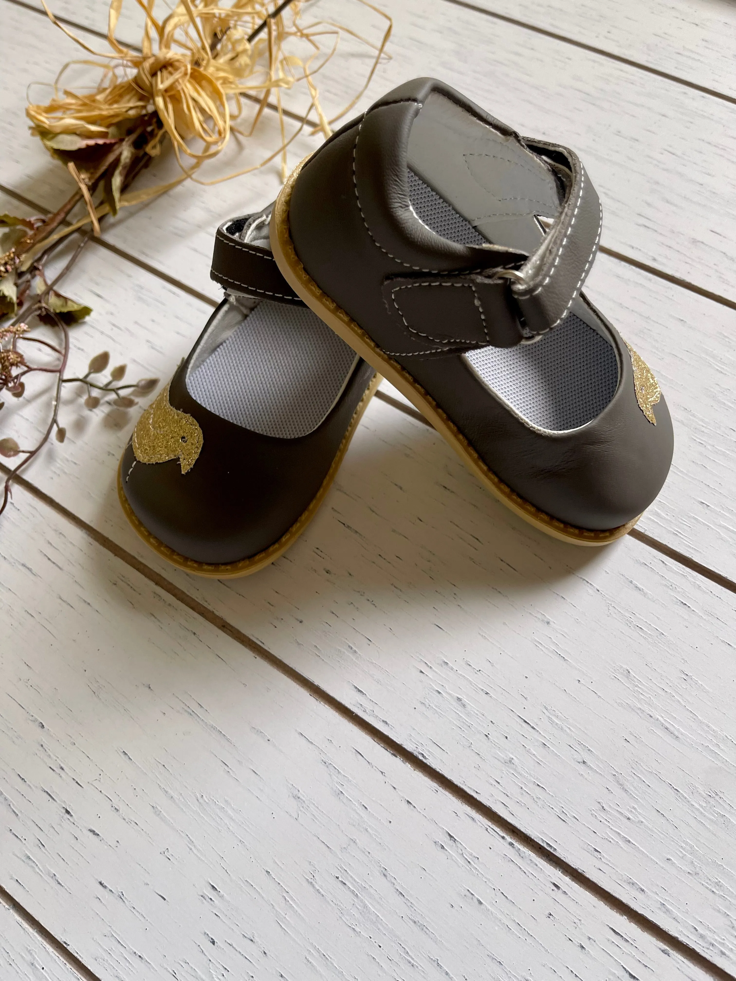 Leather bird strap girl shoes