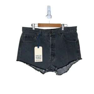 Levis Authorized Vintage 501 Women’s Raw Cut-off Hem Shorts