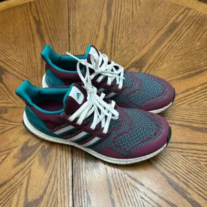 Like New Adidas Ultra Boost Mighty Ducks Shoes