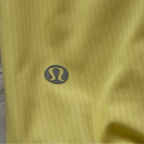 Lululemon Street To Studio Jacket Yellow Women’s Size 4 Hooded