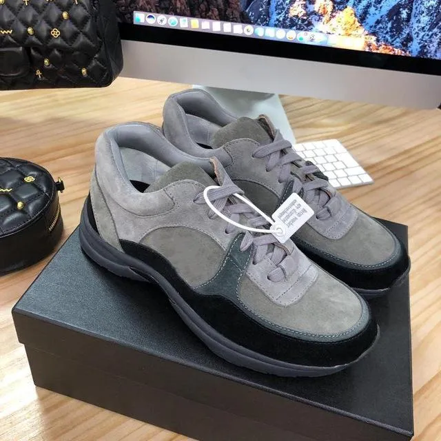 Luxury Fashion shoes Black Grey True leather Suede Calfskin Low Lace Up Sneaker Runners Trainers