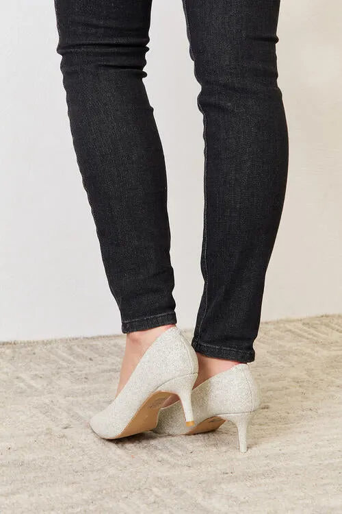 Melody 2" Closed Toe Heels MULTIPLE COLORS
