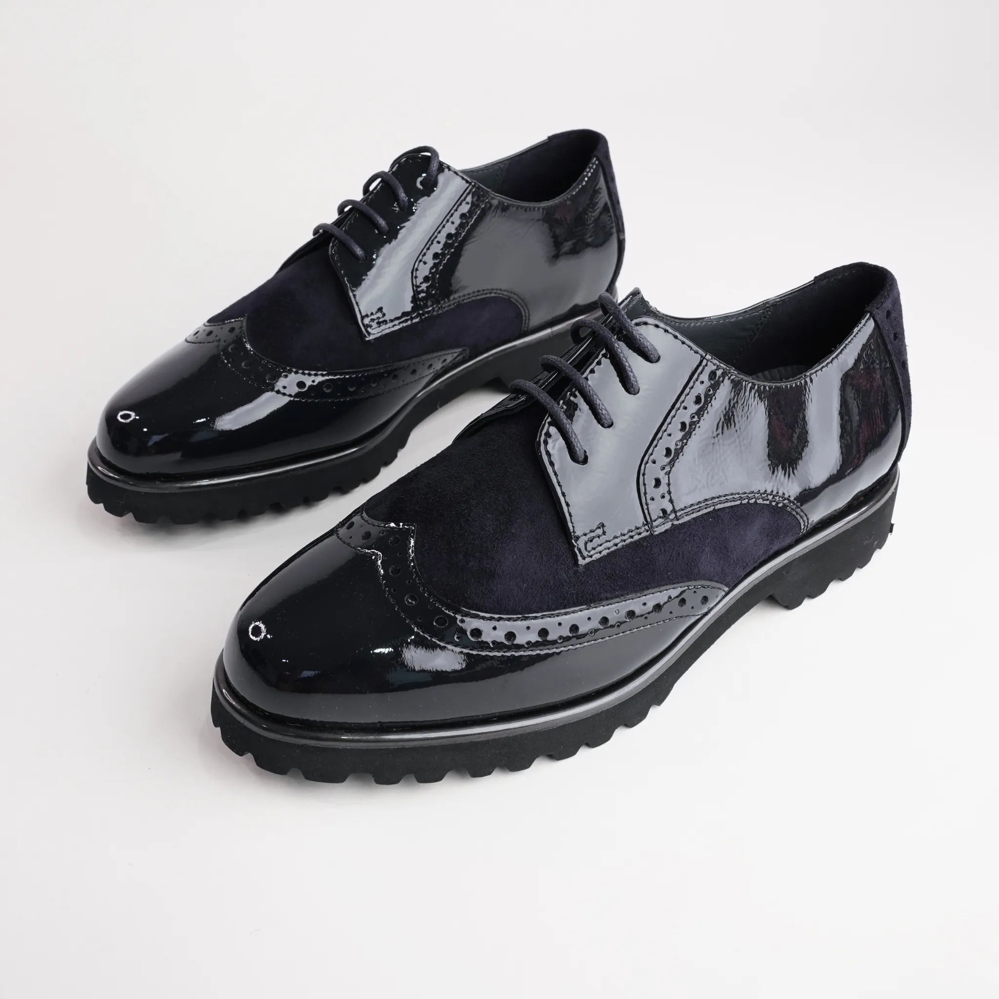 Meredith703 Navy Patent/ Navy Suede Leather Lace Up Flats