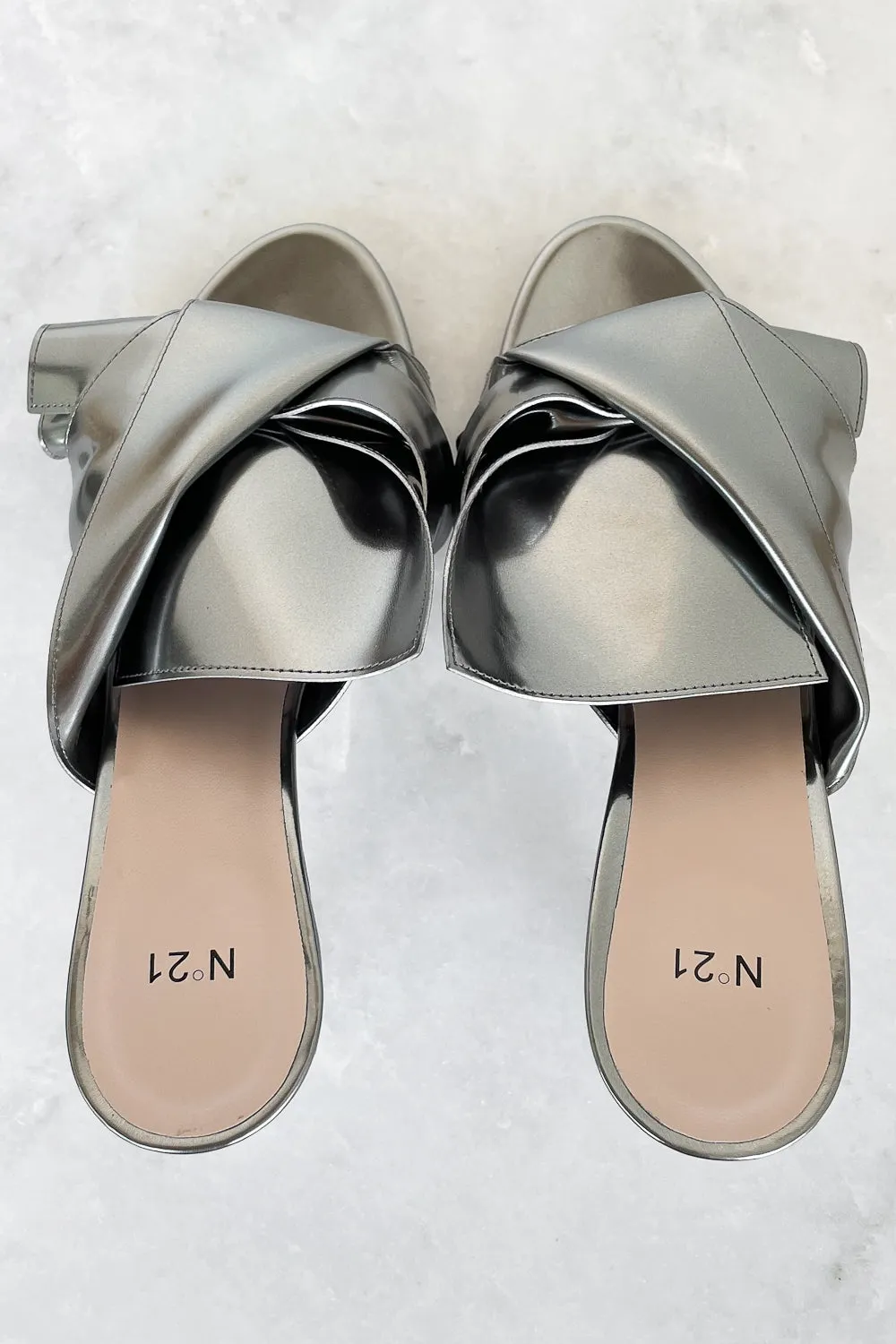 Metallic Bow Kitten Heel