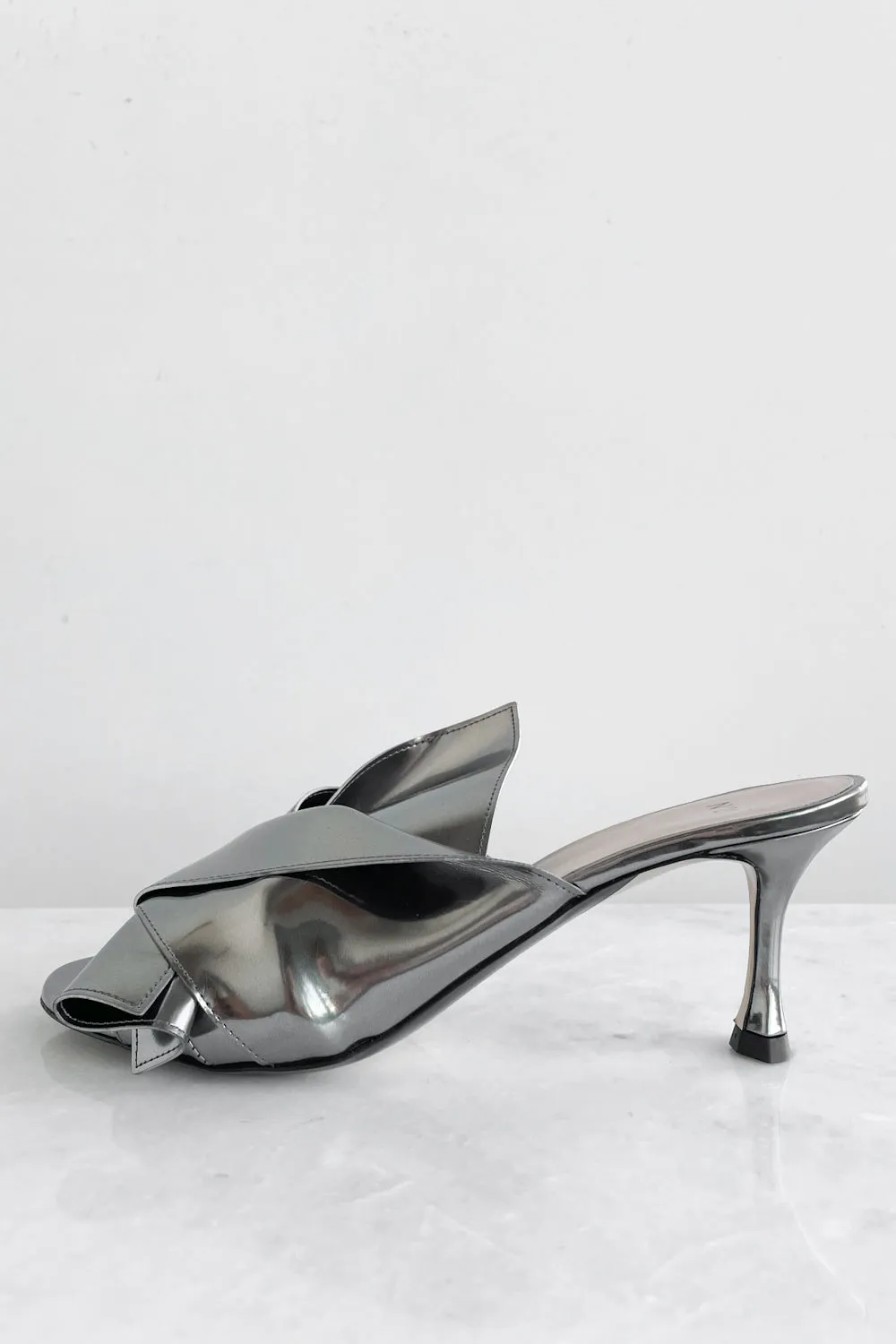 Metallic Bow Kitten Heel