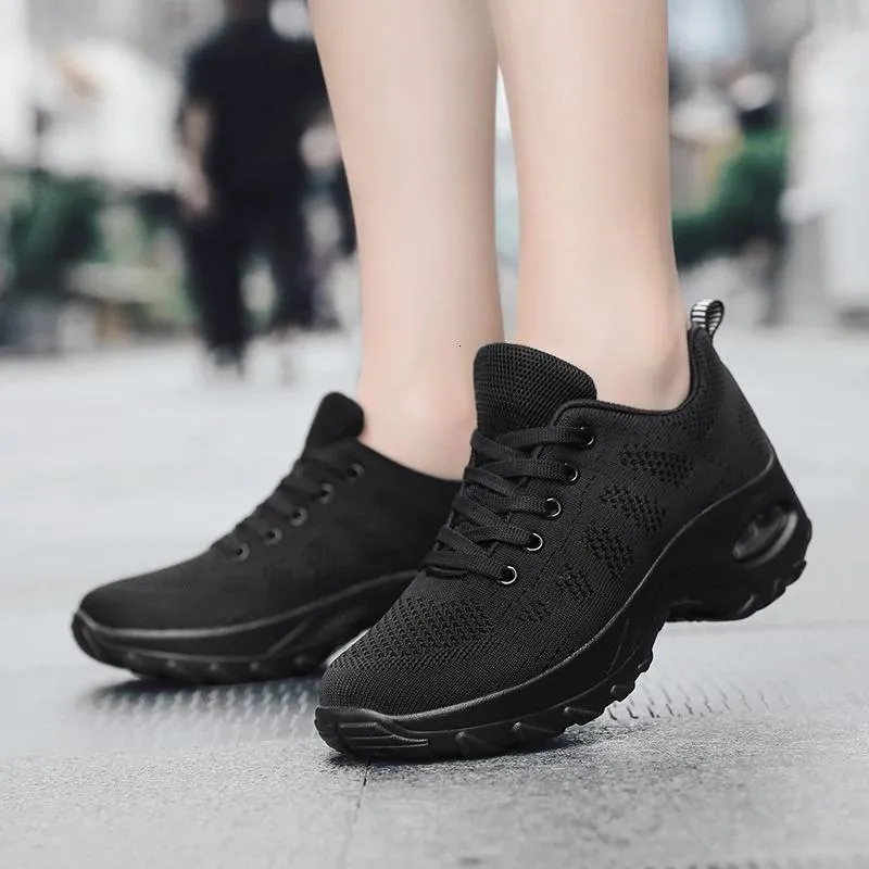 Neoli | Orthopedic Shoes