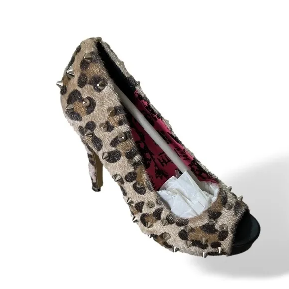 New Abbey Dawn Size 6 Peephole Platform Leopard Spiked Heels