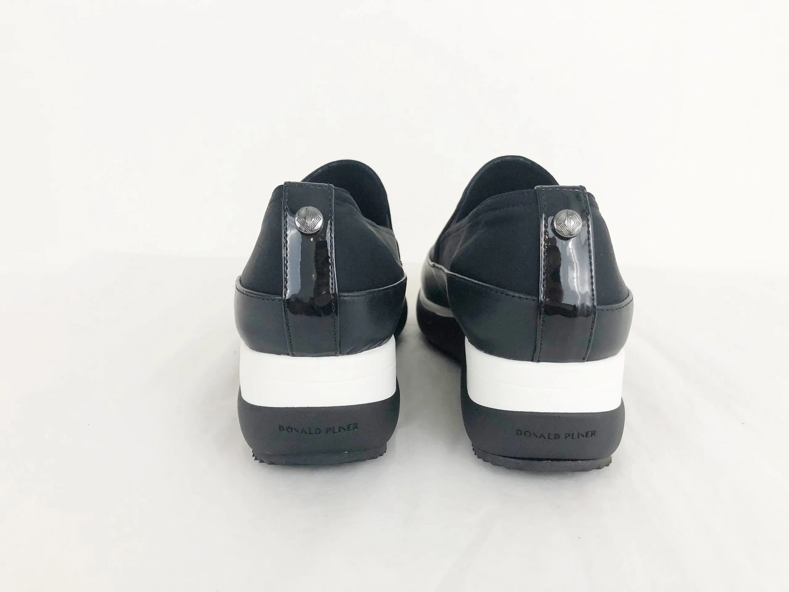 NEW Donald Pliner Lizzee Slip On Size 8.5