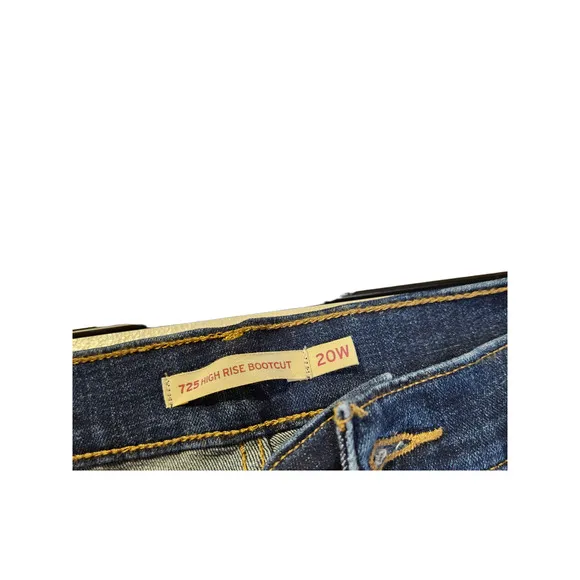 NEW Levi's 20W 725 High Rise Bootcut Scult Hypersoft Dark Wash Stretch Casual