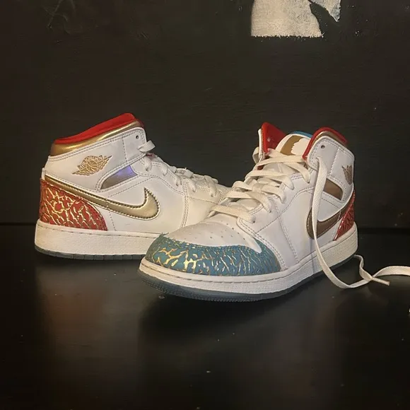 Nike Air Jordan 1 Mid SS (GS) shoes