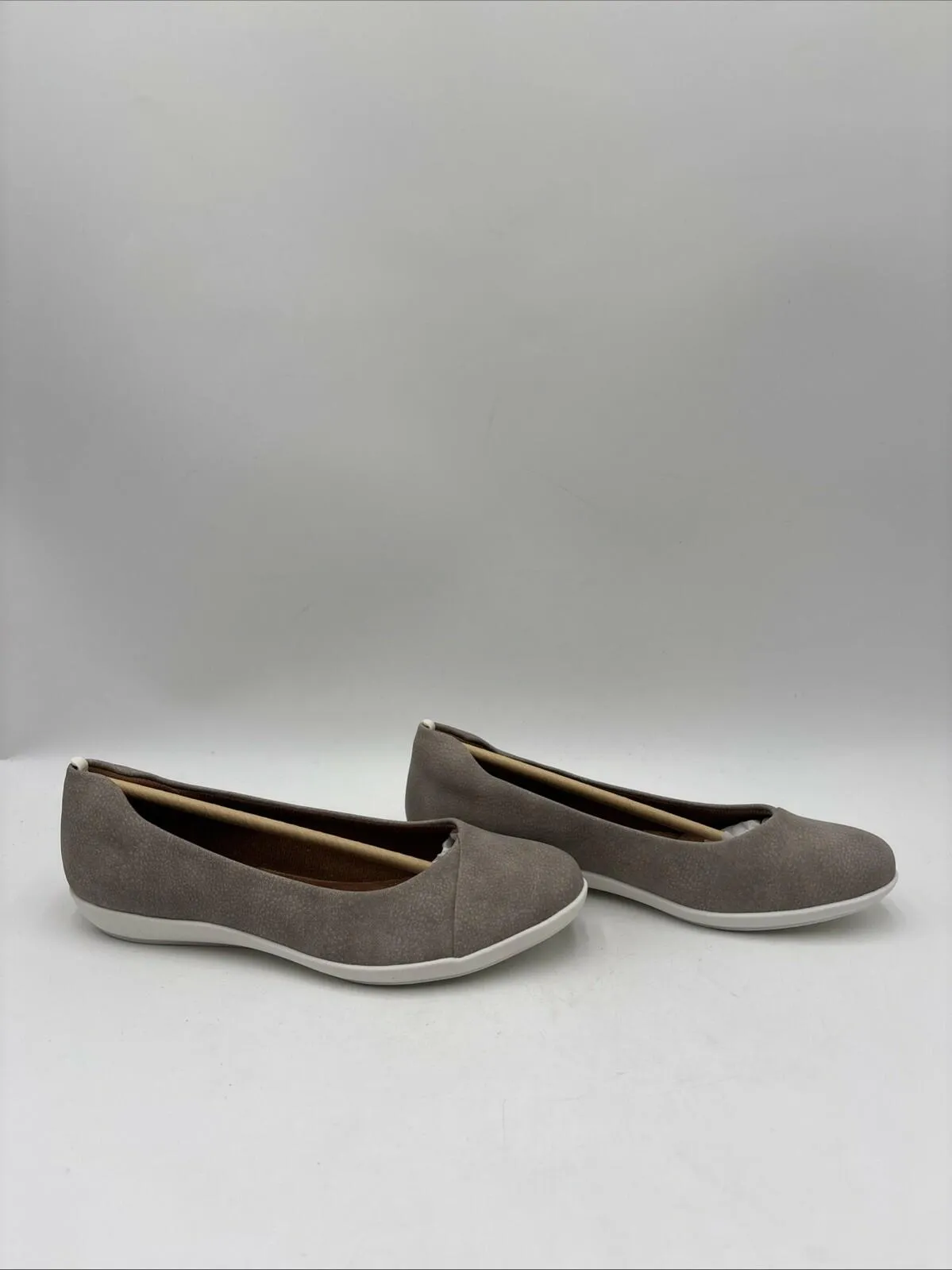 NWOB Eurosoft Women’s Manila Flats Cloudy Nubuck Size 6.5M/37.5