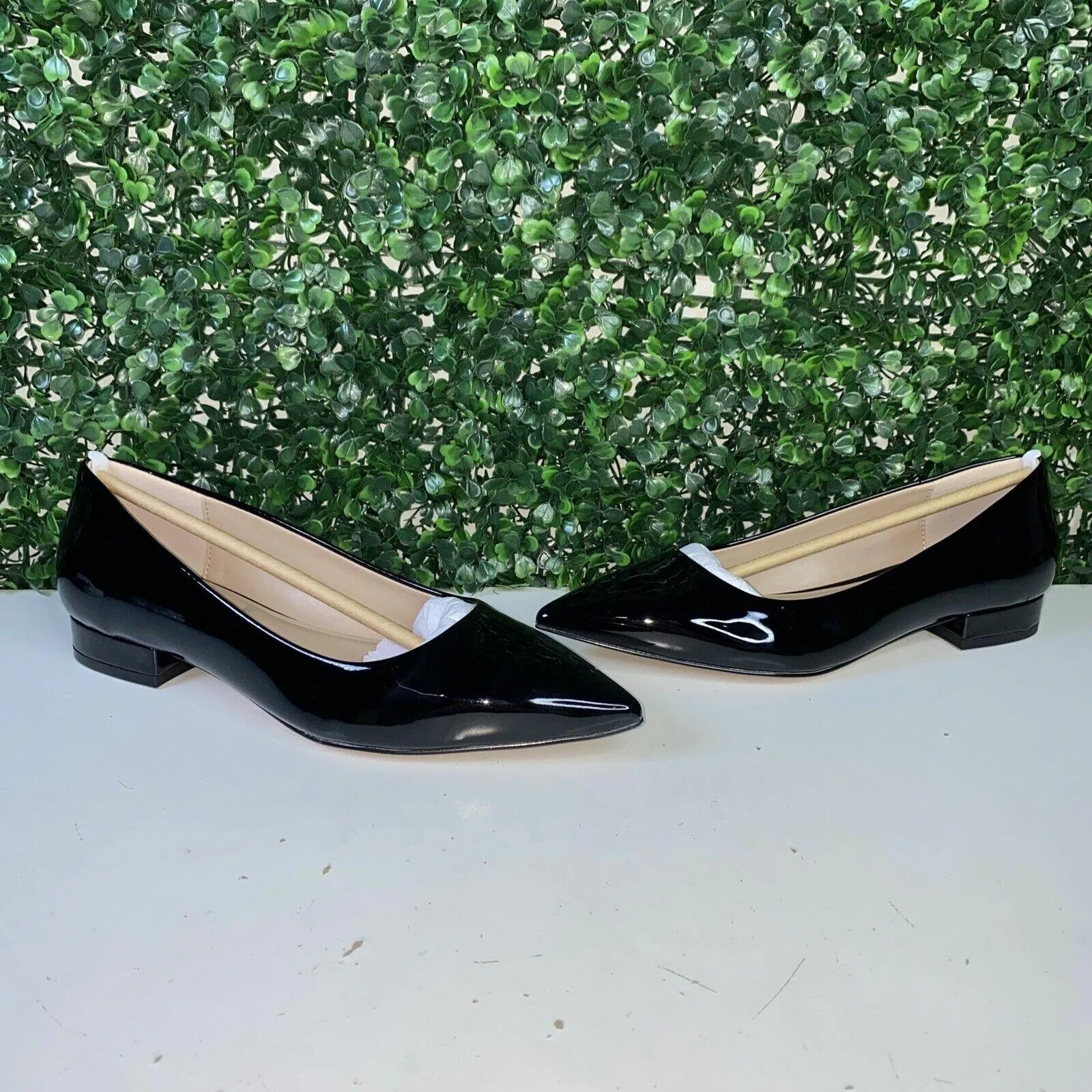 NWOB Women’s Mix No. 6 Olesia Slip-On Black Patent Size 6.5M - Like New