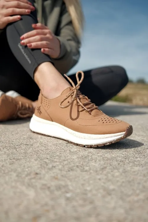 OTBT Free Sneaker in Camel