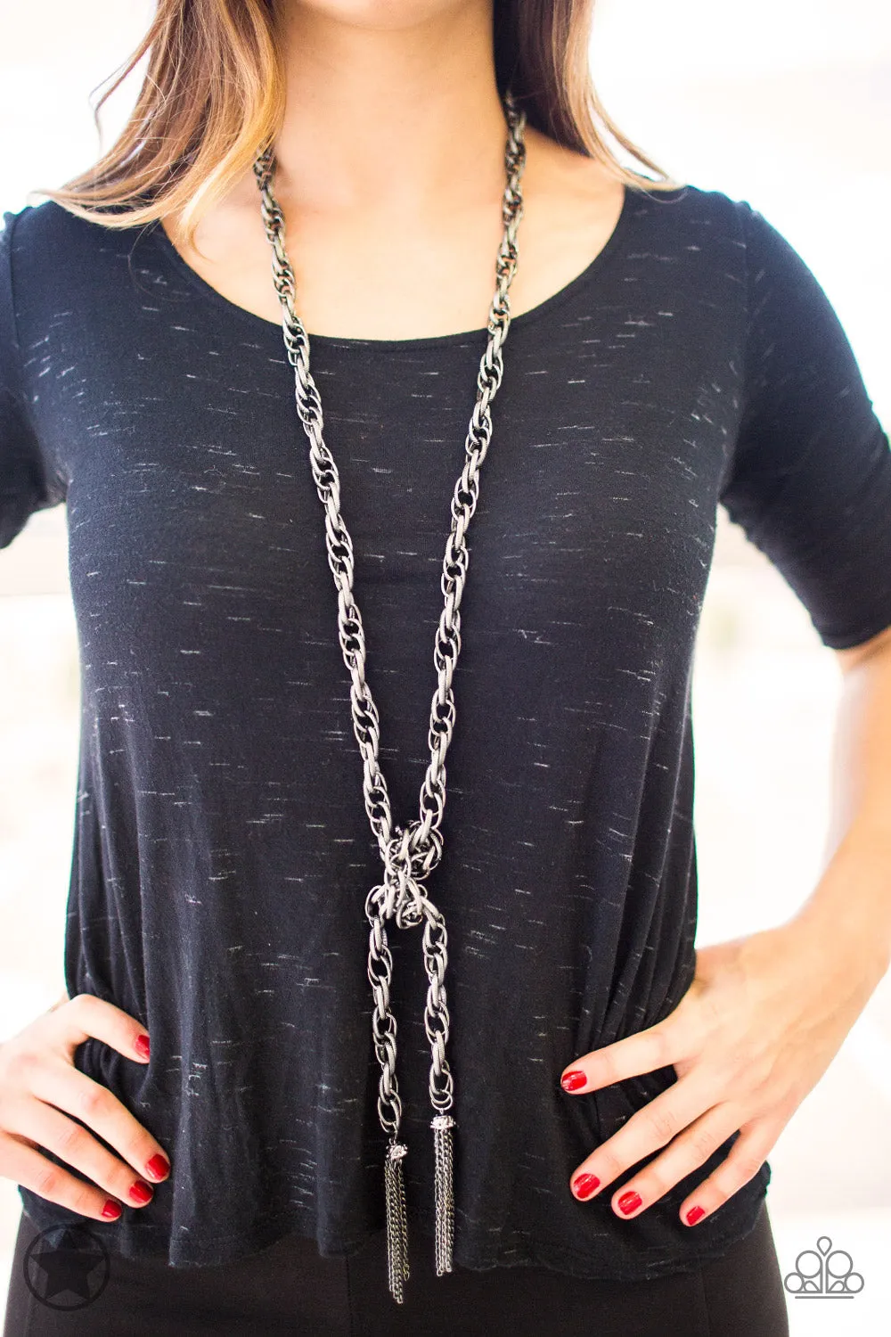 Paparazzi SCARFed for Attention Necklace Gunmetal
