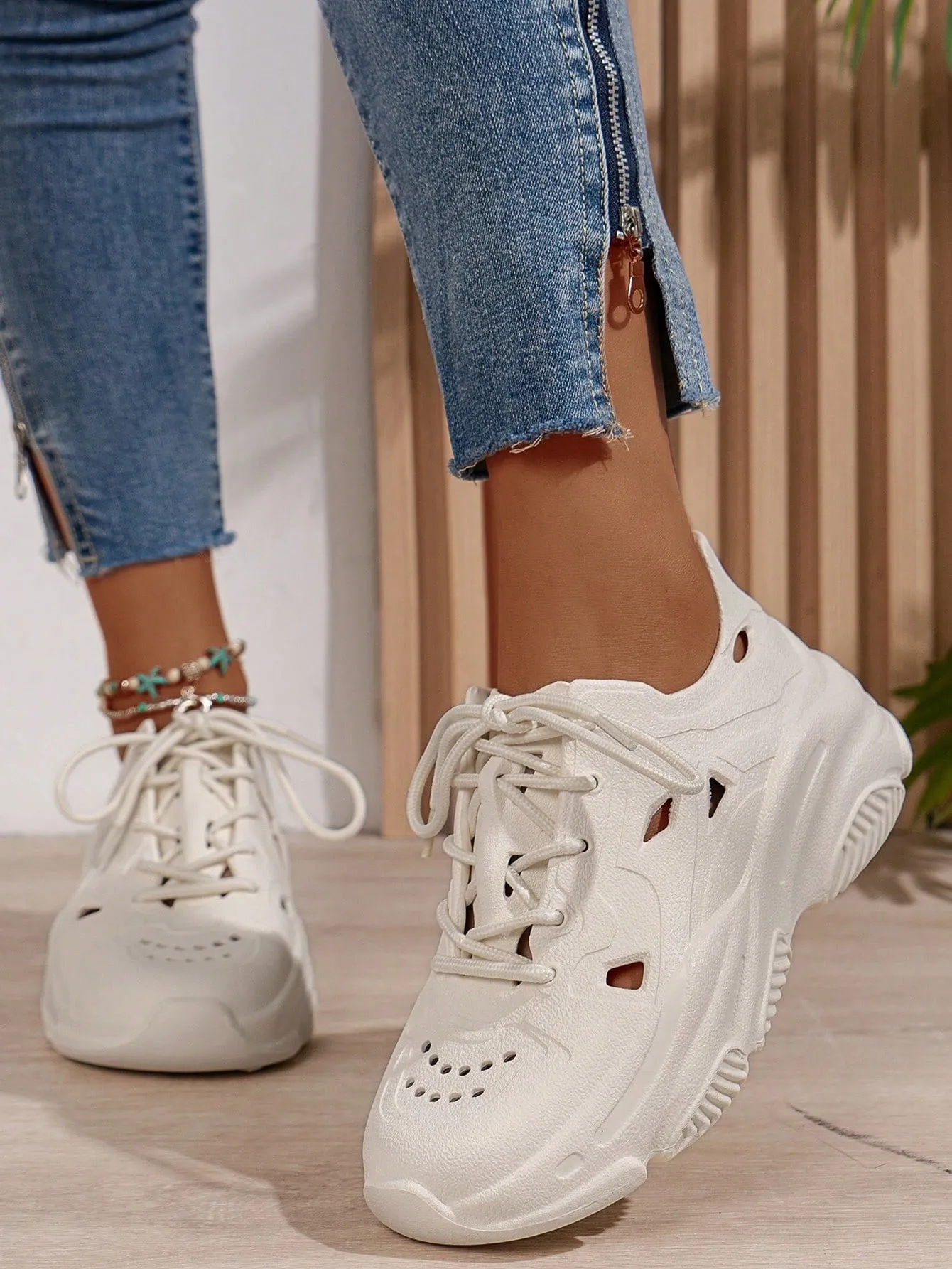 Removable Insole Lightweight Casual Athletic Shoes