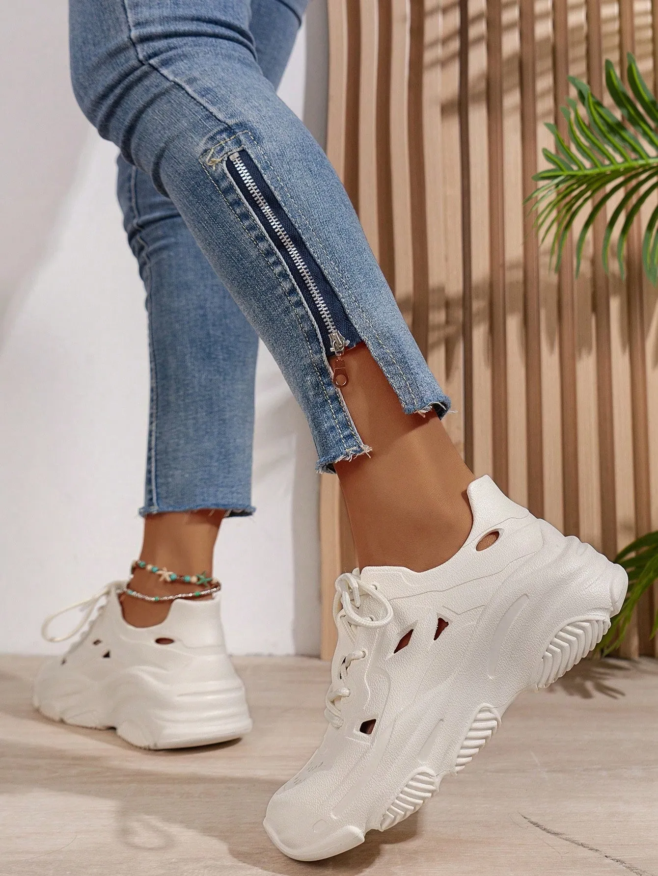 Removable Insole Lightweight Casual Athletic Shoes