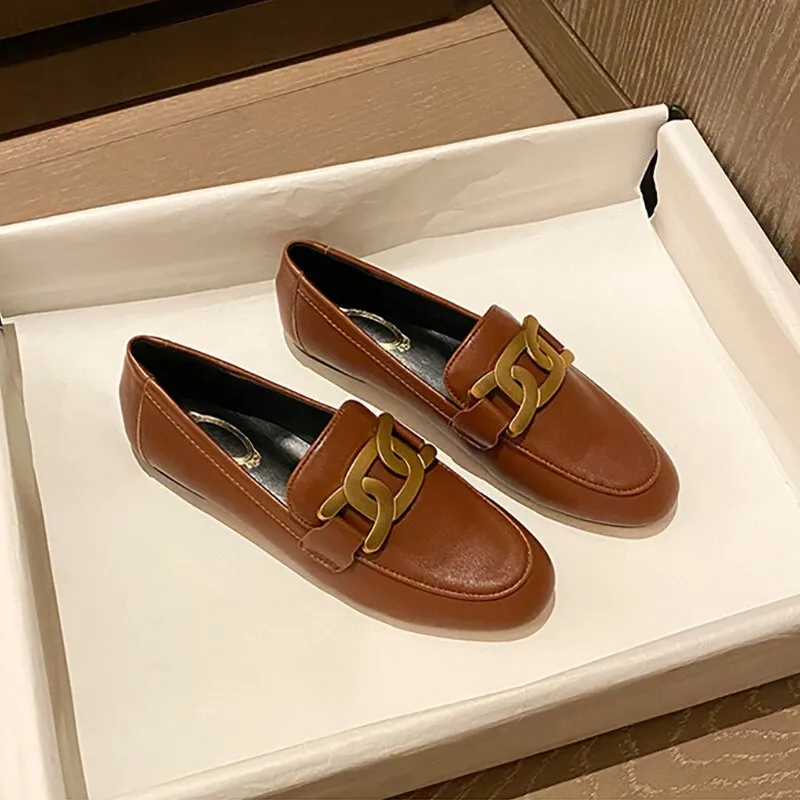 Retro British Style Metal Flat Shoes