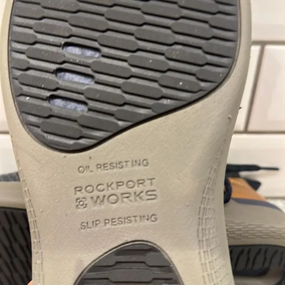 Rockport Works Mens Shoes size 8M Two Tone truFLEX New‎ Composite Toe Oil Slip