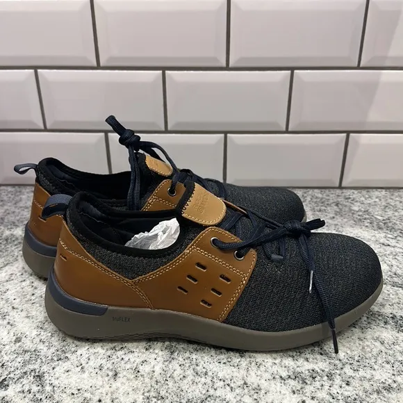 Rockport Works Mens Shoes size 8M Two Tone truFLEX New‎ Composite Toe Oil Slip