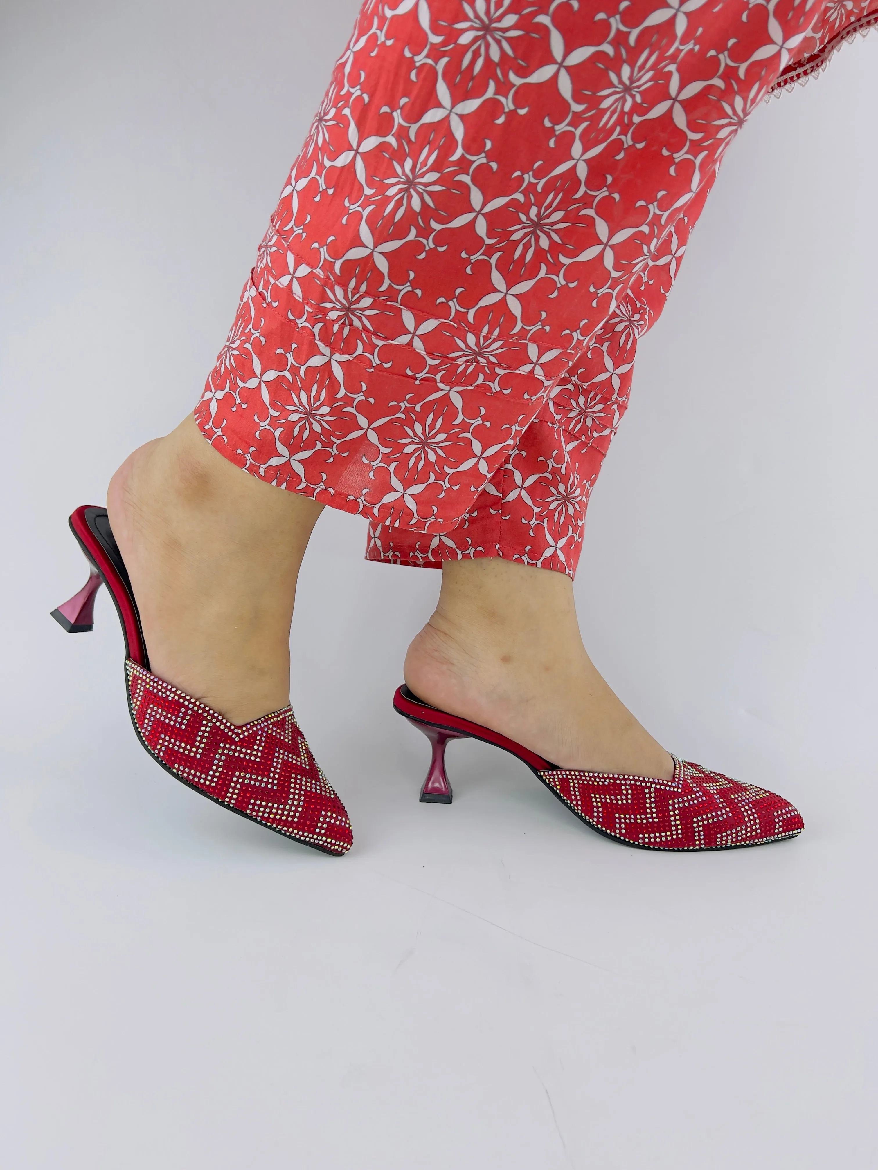 Ruby Diamond Stones Studded Embroidery Kitten Heel - 12003