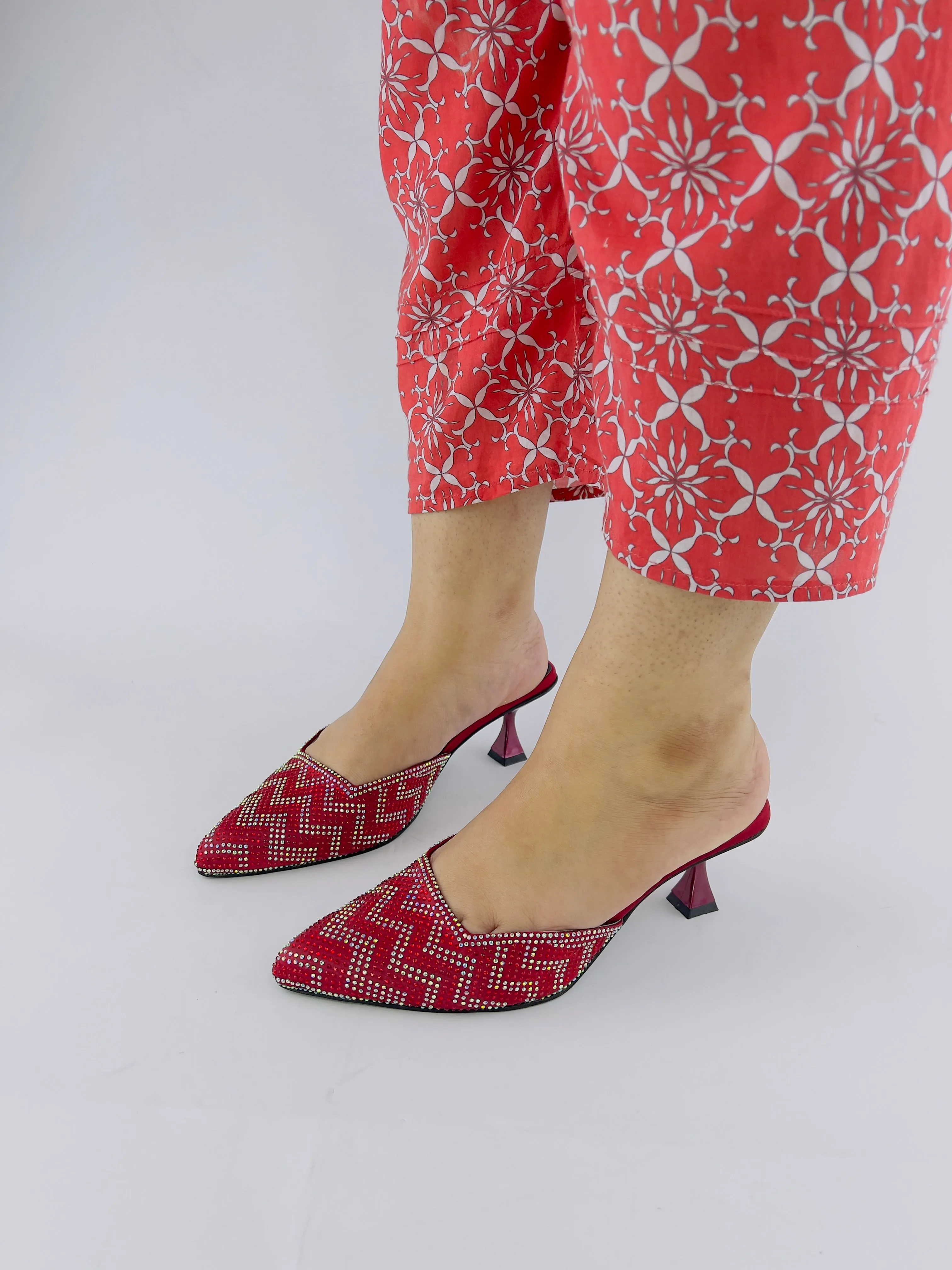 Ruby Diamond Stones Studded Embroidery Kitten Heel - 12003