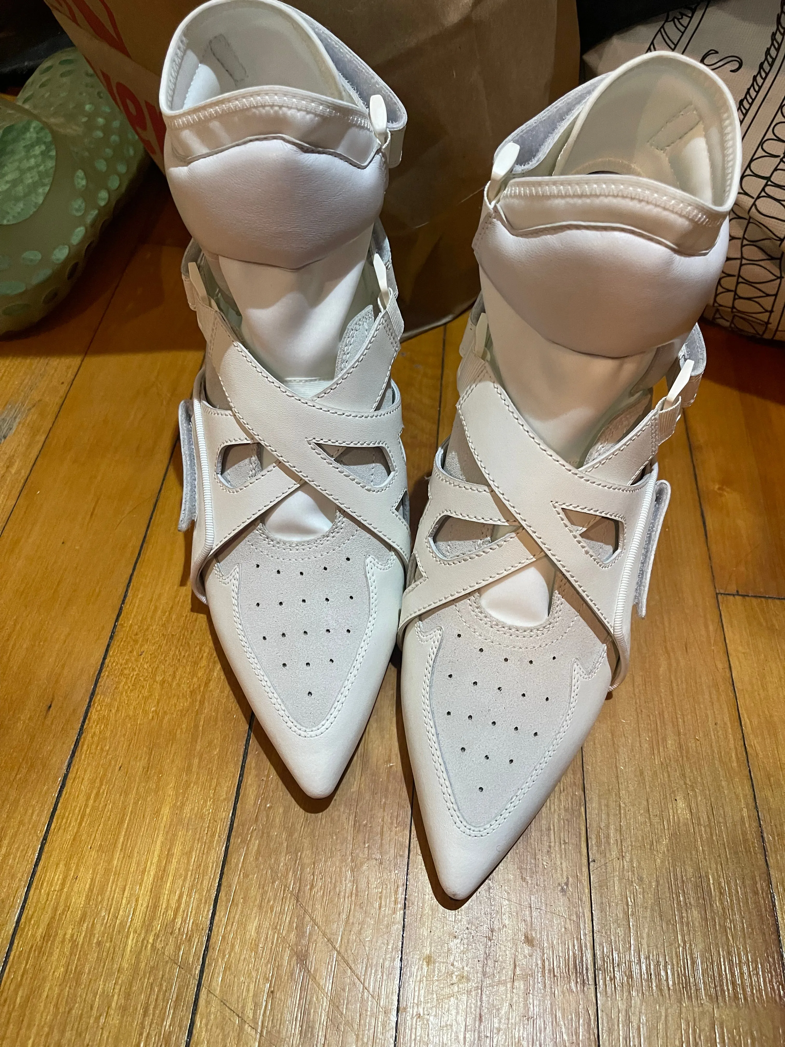 Shayne Oliver air pump kitten heels