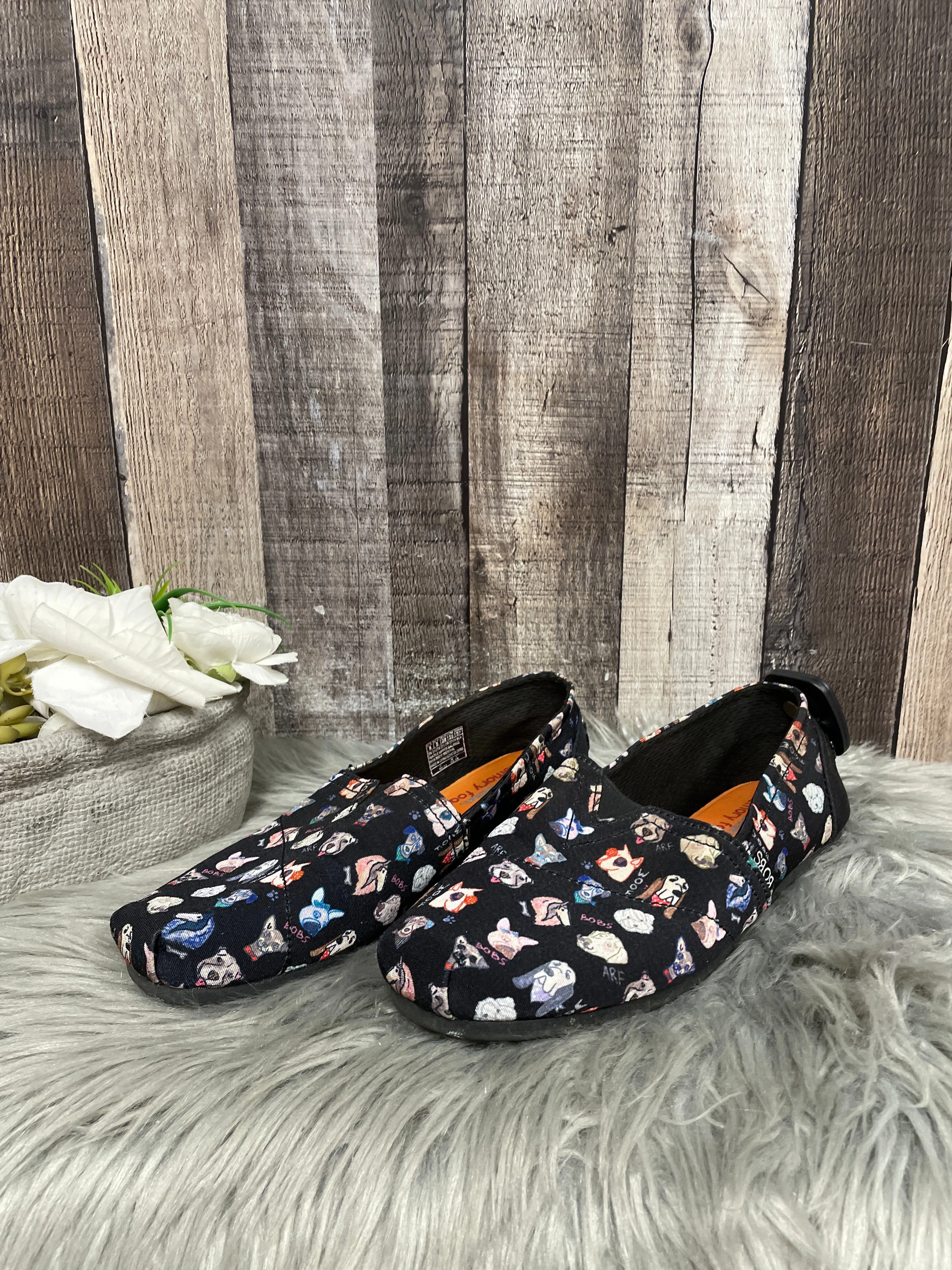 Shoes Flats By Bobs In Black, Size: 8