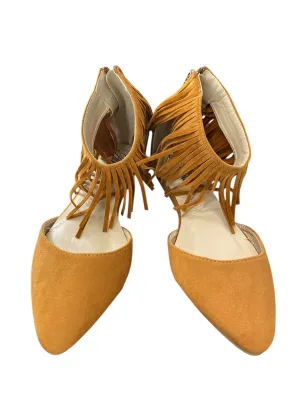 Shoes Flats By Clothes Mentor In Tan, Size: 6.5