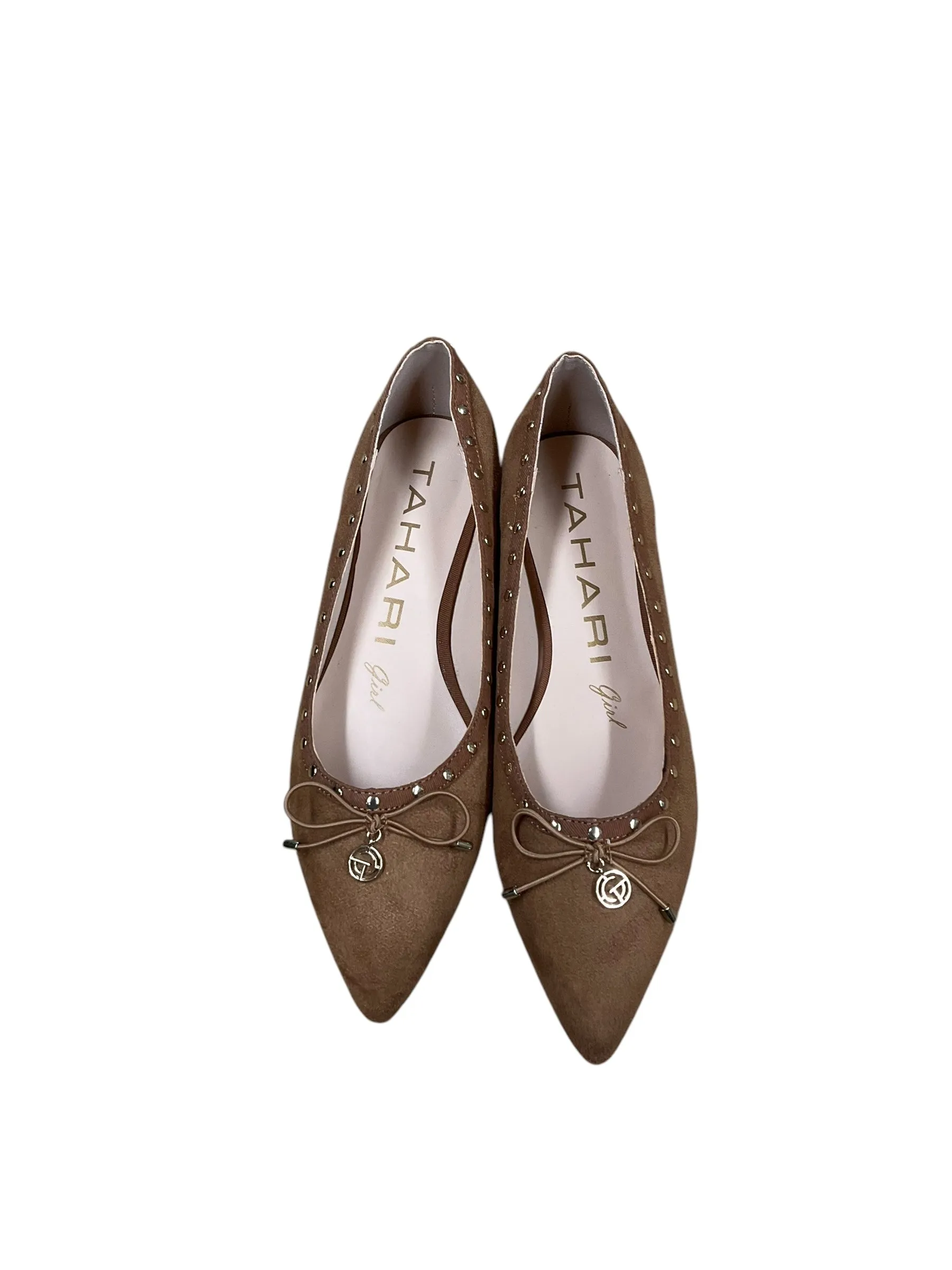 Shoes Flats By Tahari By Arthur Levine In Tan, Size: 8