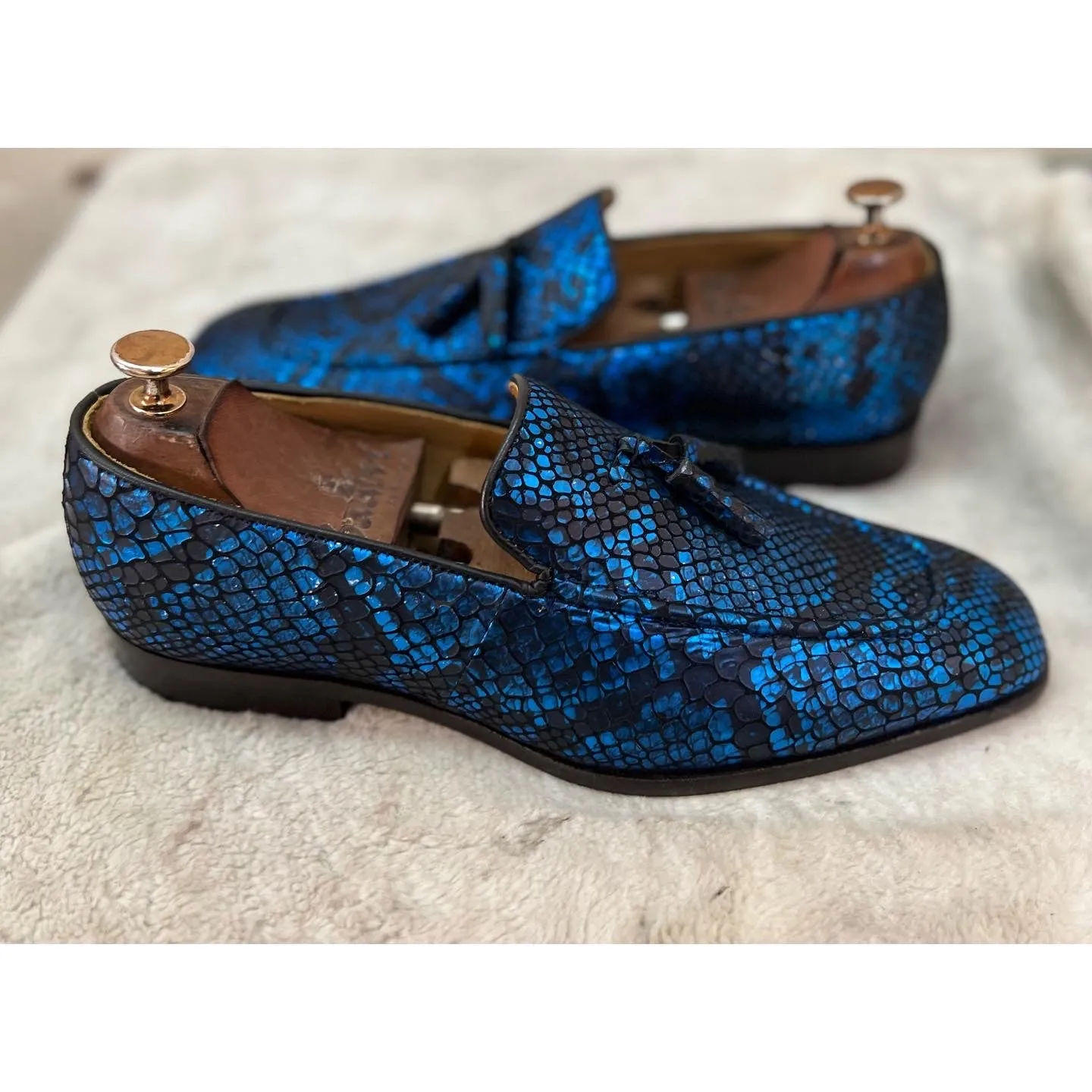 Snake Foil Loafers With Tassels Blue