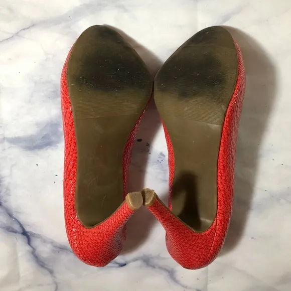 Steve Madden Coral Orange Ronni High Heels Pumps