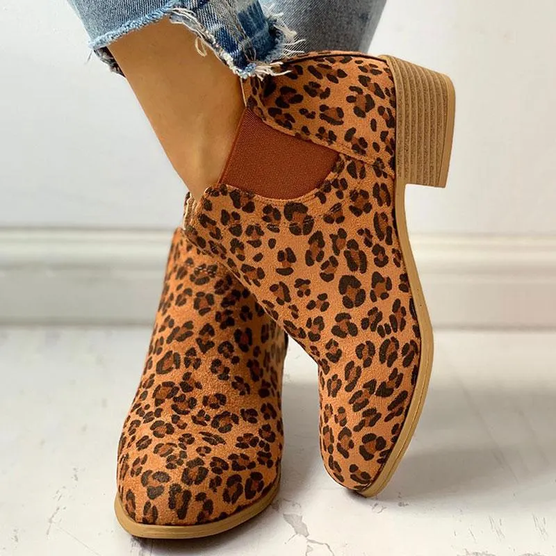 Suede Design Chunky Heeled Boots