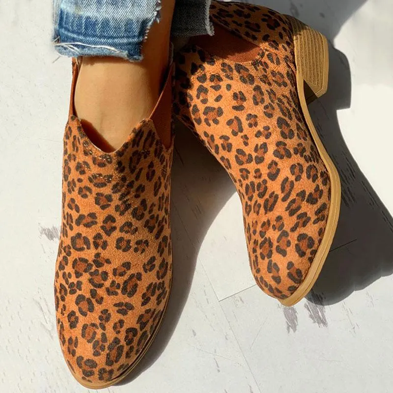 Suede Design Chunky Heeled Boots