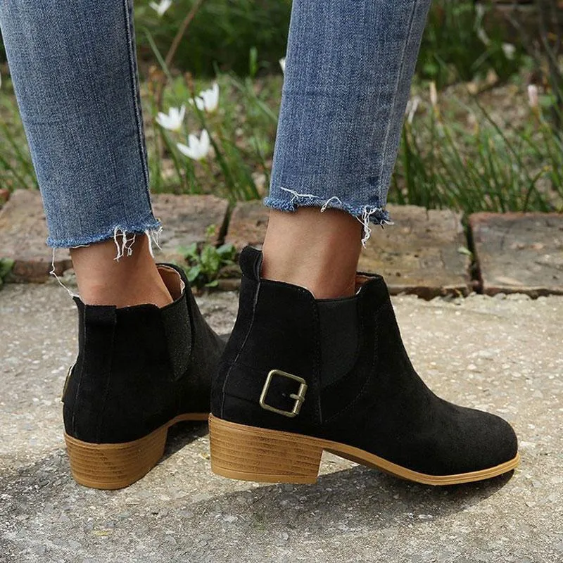 Suede Design Chunky Heeled Boots