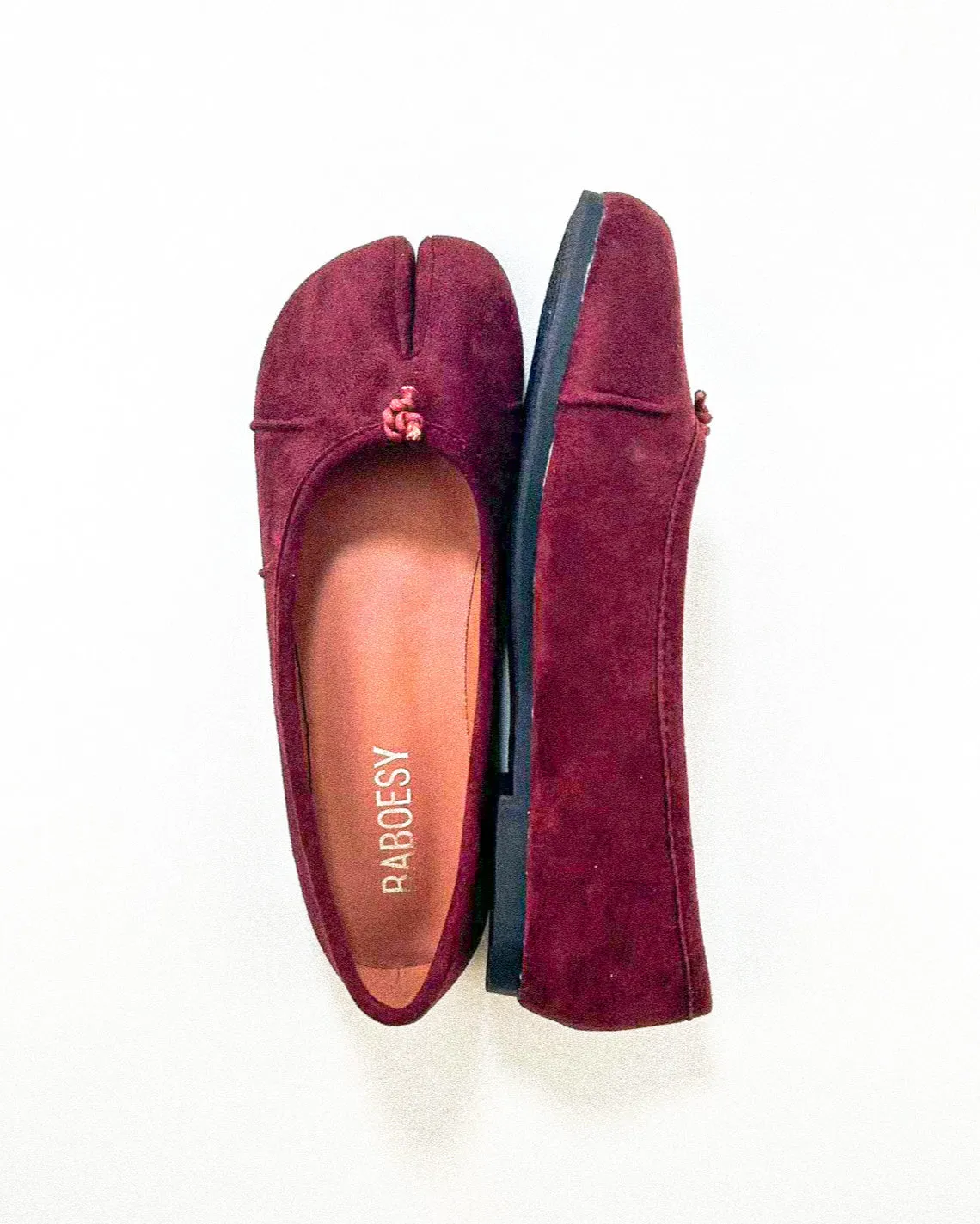 Suede Wrinkles Tabi Flats