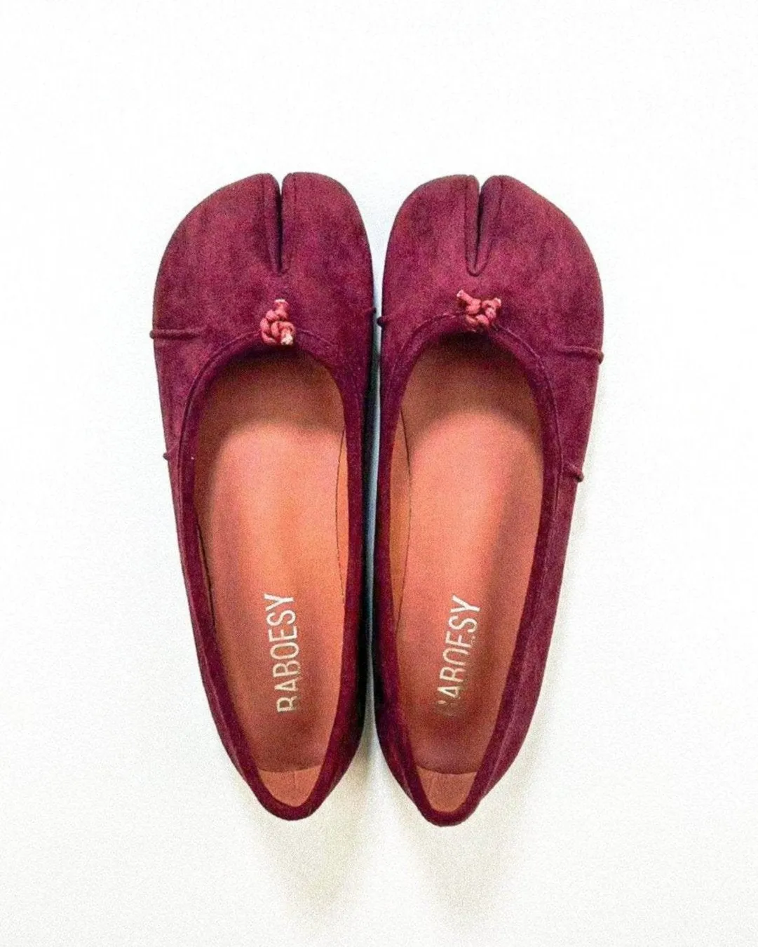 Suede Wrinkles Tabi Flats