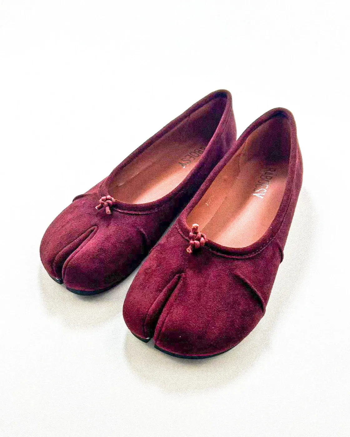 Suede Wrinkles Tabi Flats