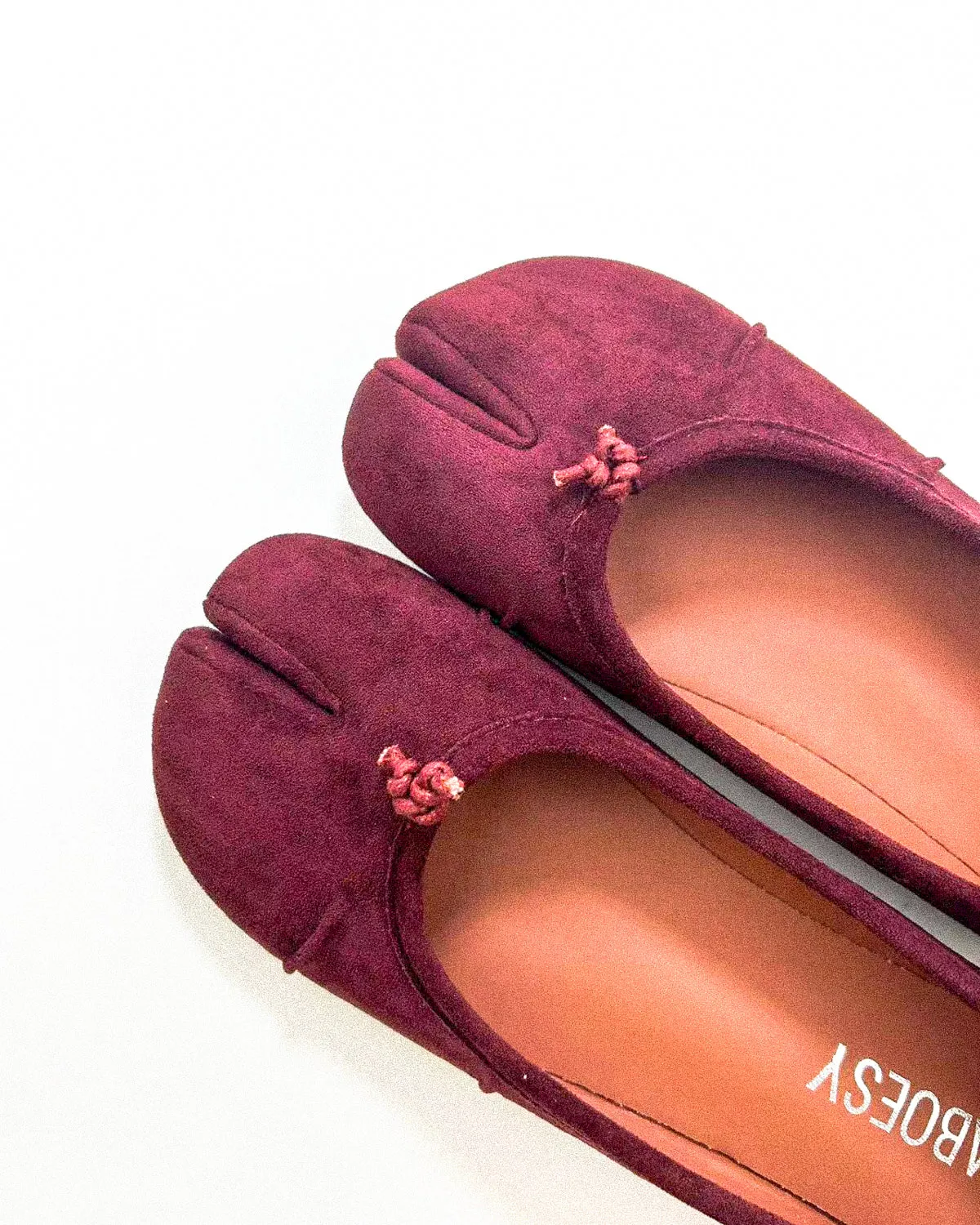 Suede Wrinkles Tabi Flats