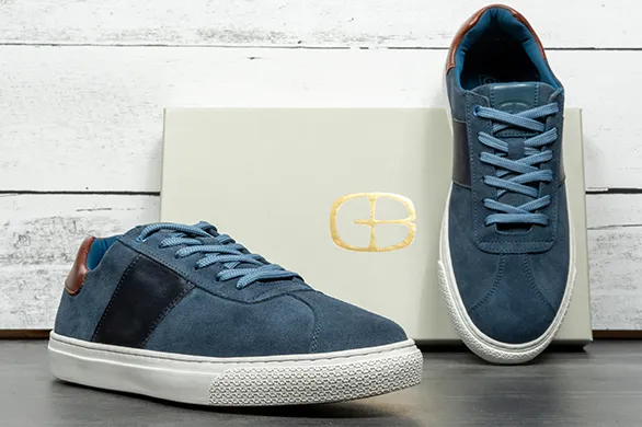 The Jolt Sneaker in Navy/Brown