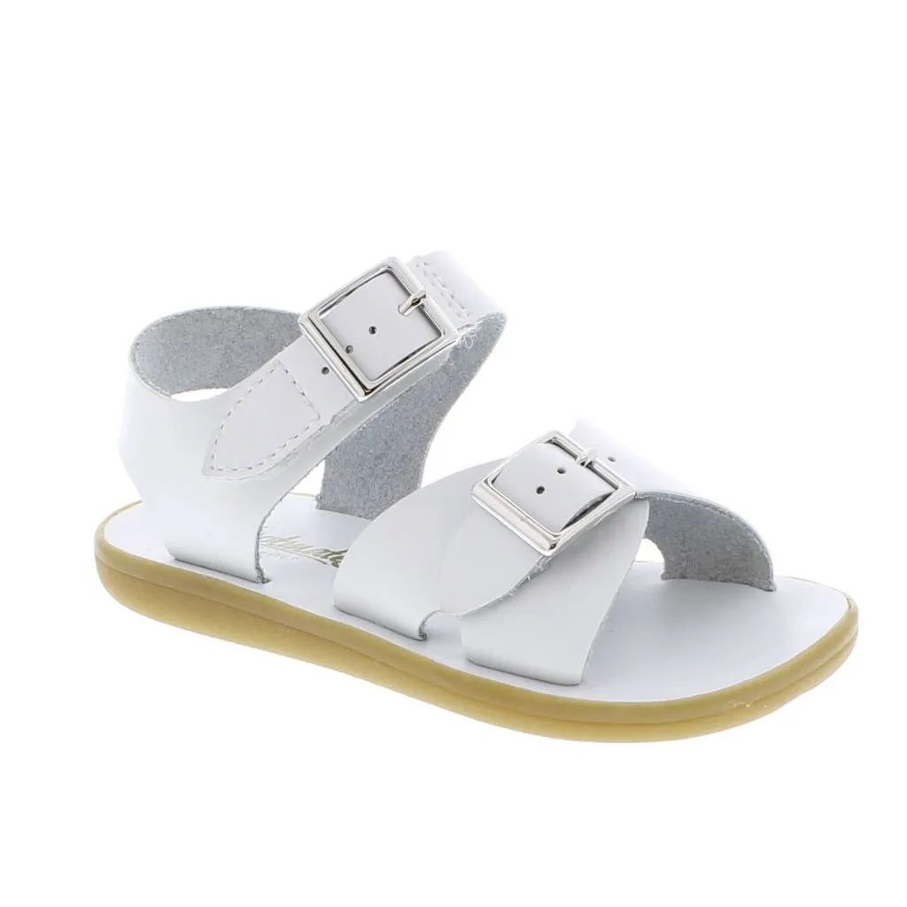 Tide Sandal in White