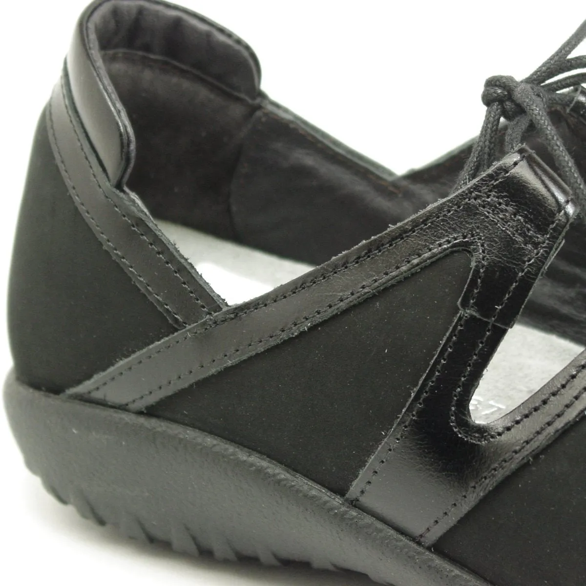 Timu Black