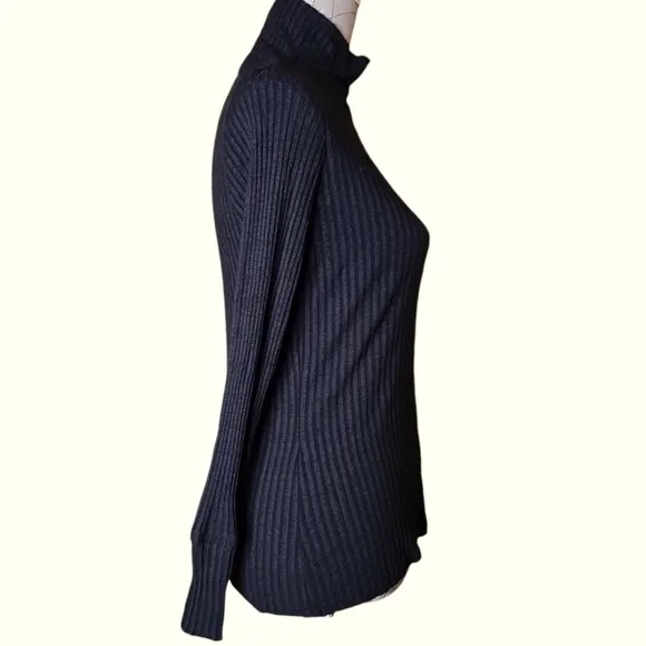 Trina Turk Size Medium Black Mockneck Ribbed Sweater Metallic Buttons Old Money
