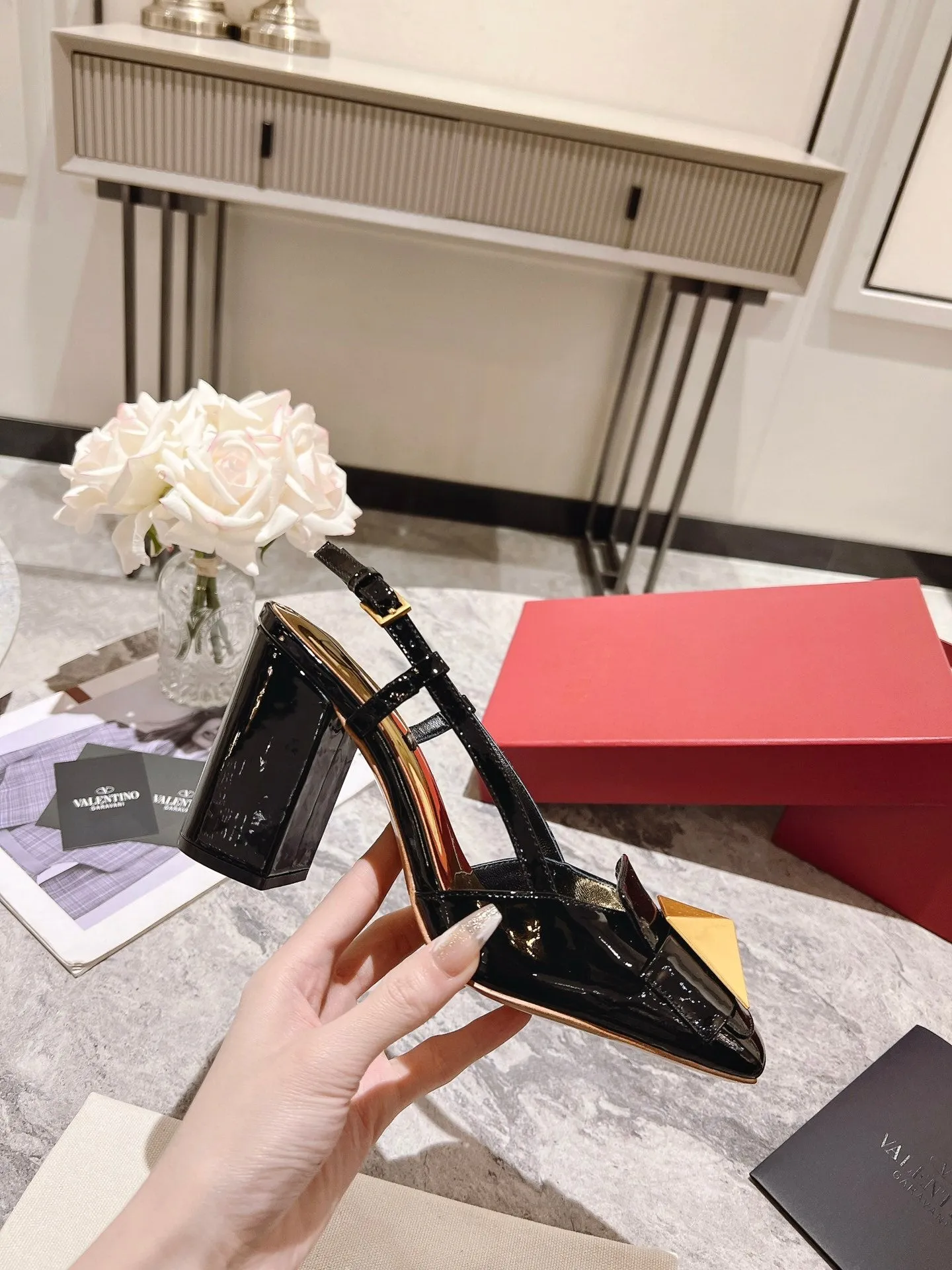 Valentino 25 Slingback High Heels Patent Leather