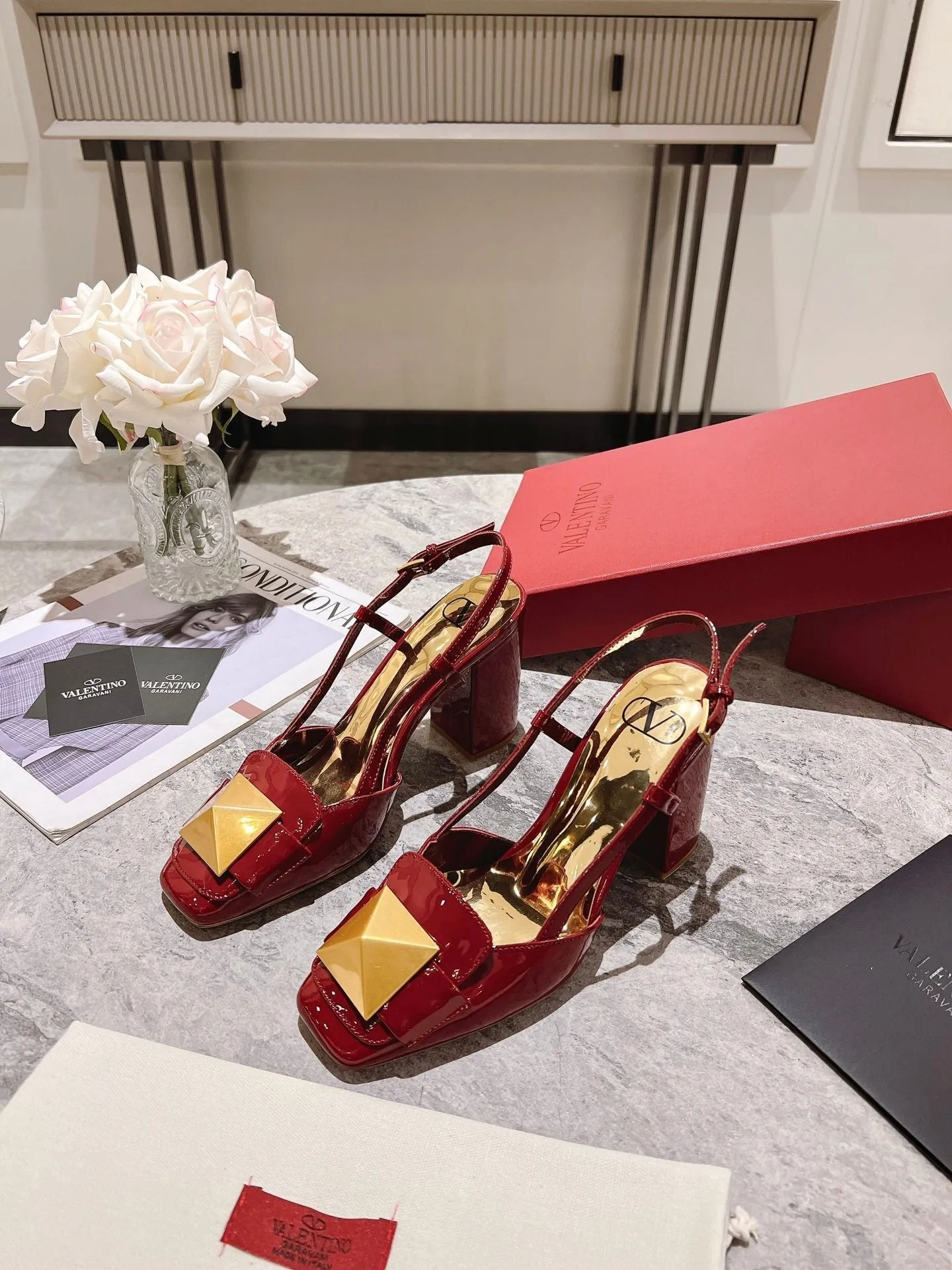 Valentino 25 Slingback High Heels Patent Leather
