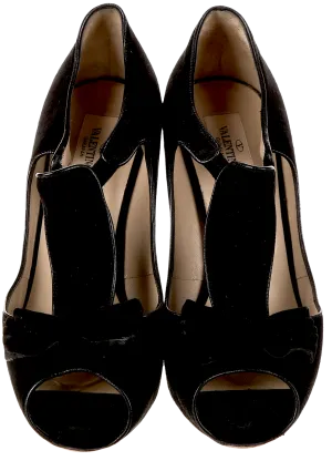 Valentino Garavani Italy. Black Suede T Strap Pumps SZ 8 IT38