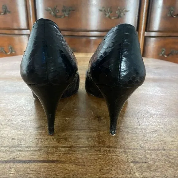 Vintage 80s 90s Stuart weitzman spike heel pumps