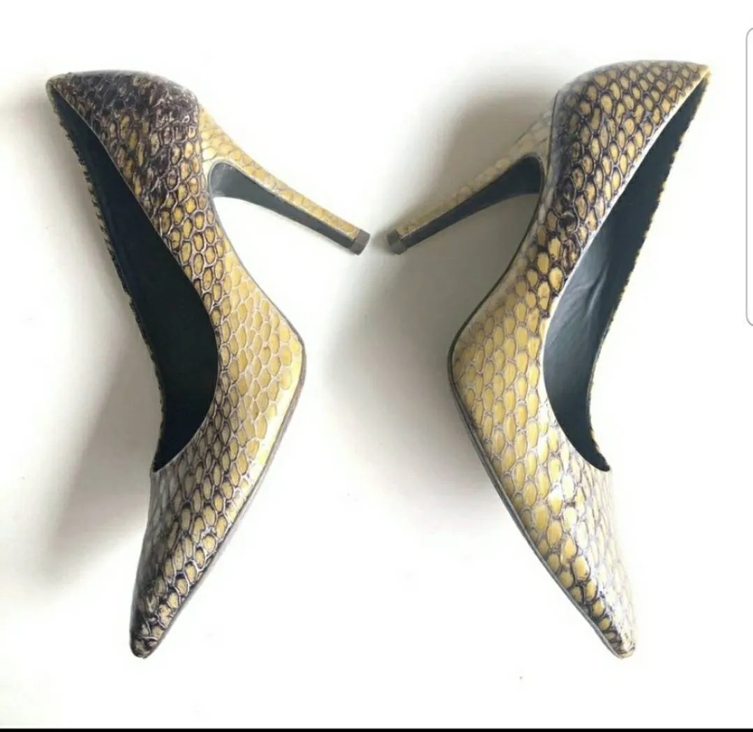 Vintage BCBGMAXAZRIA Snake Skin Pumps