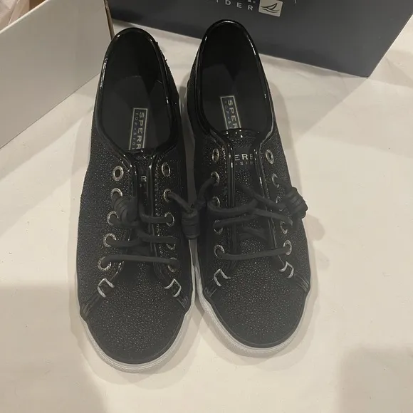 Woman’s Sperry topsiders glitter black size 5.5
